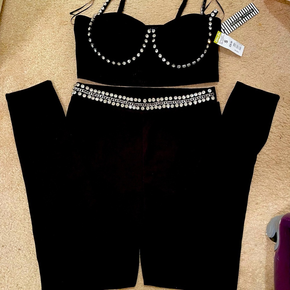 2 piece black pant set 🖤🖤